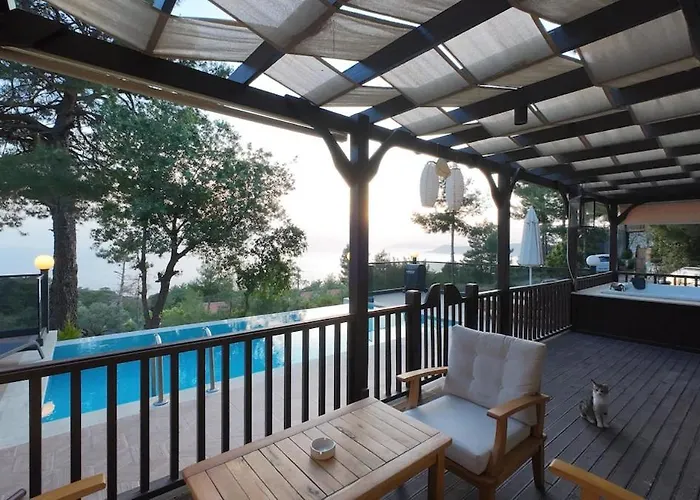 Sapolto Faralya Villa