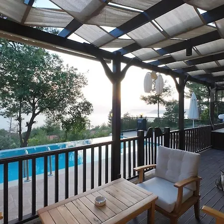 Sapolto Faralya Villa