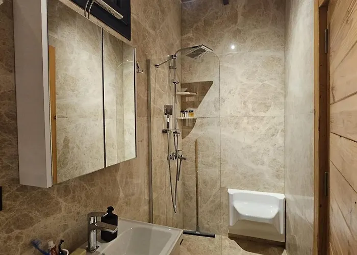 Sapolto Faralya Vila *