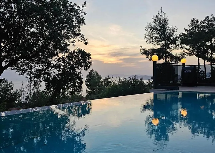 Vila Sapolto Faralya *